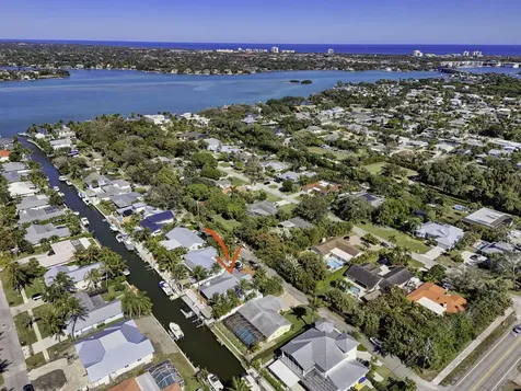 908 Penn Trail Jupiter FL 33458