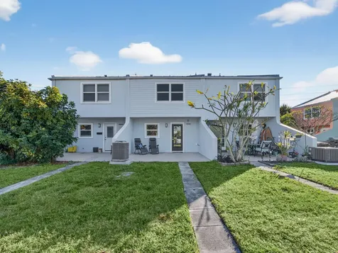 1002 Shorewinds Drive Hutchinson Island FL 34949