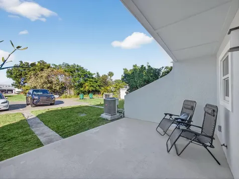 1002 Shorewinds Drive Hutchinson Island FL 34949