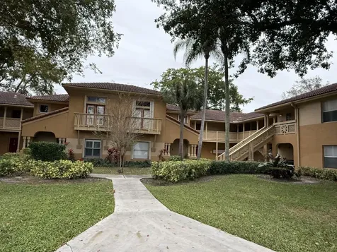 4879 Via Palm Lake West Palm Beach FL 33417