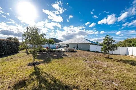 4431 Sw Jaunt Road Port Saint Lucie FL 34953
