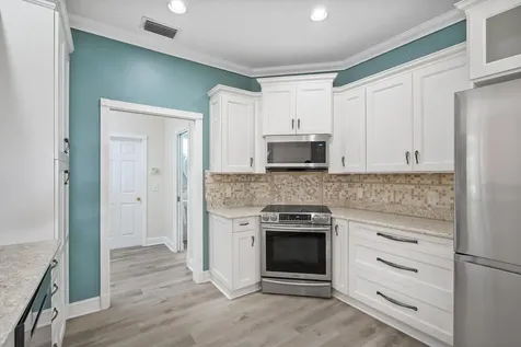 4 Lantana Lane Sewalls Point FL 34996