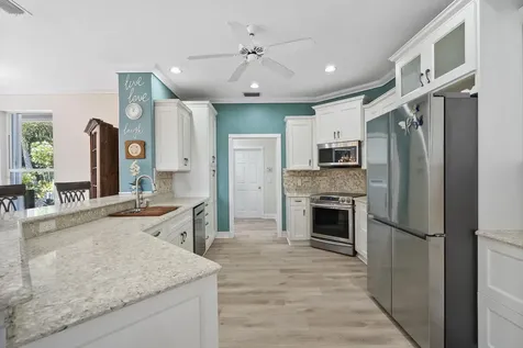 4 Lantana Lane Sewalls Point FL 34996