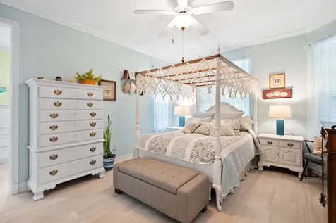 4 Lantana Lane Sewalls Point FL 34996