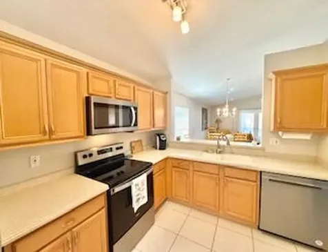 612 Nw Stanford Lane Port Saint Lucie FL 34983