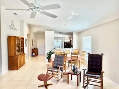612 Nw Stanford Lane Port Saint Lucie FL 34983