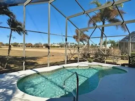 612 Nw Stanford Lane Port Saint Lucie FL 34983