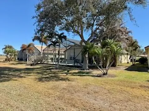 612 Nw Stanford Lane Port Saint Lucie FL 34983