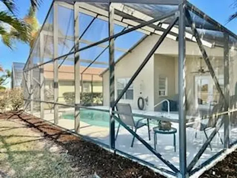612 Nw Stanford Lane Port Saint Lucie FL 34983
