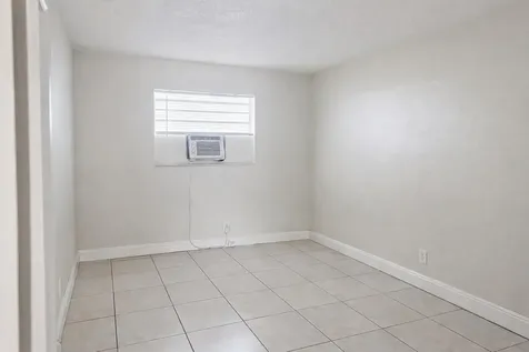 420 SE 22nd Street Fort Lauderdale FL 33316