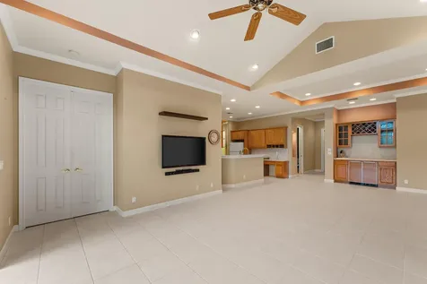 7066 Torrey Pines Circle Port Saint Lucie FL 34986