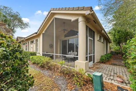 7066 Torrey Pines Circle Port Saint Lucie FL 34986