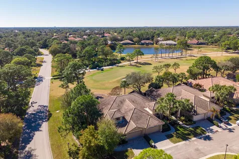 7066 Torrey Pines Circle Port Saint Lucie FL 34986