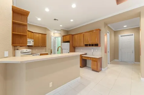 7066 Torrey Pines Circle Port Saint Lucie FL 34986
