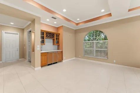7066 Torrey Pines Circle Port Saint Lucie FL 34986