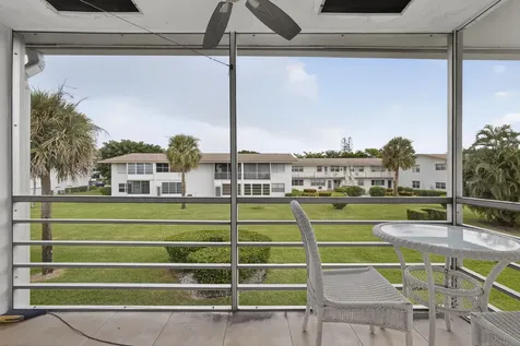 160 Easthampton G West Palm Beach FL 33417