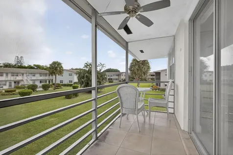 160 Easthampton G West Palm Beach FL 33417
