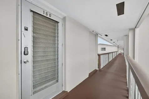 160 Easthampton G West Palm Beach FL 33417
