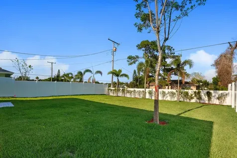 121 Swain Boulevard Greenacres FL 33463