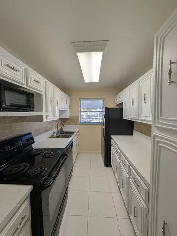 160 High Point Terrace Delray Beach FL 33445
