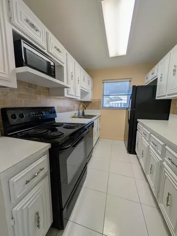 160 High Point Terrace Delray Beach FL 33445