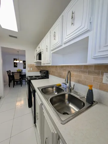 160 High Point Terrace Delray Beach FL 33445
