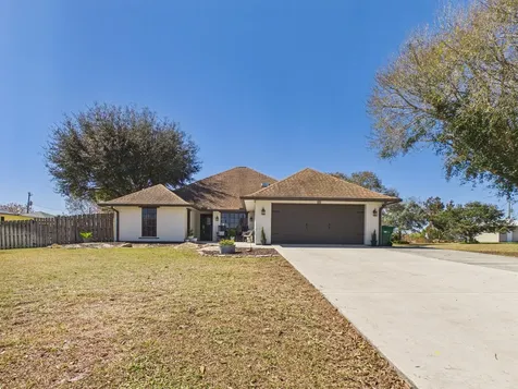 755 Sw 85th Avenue Okeechobee FL 34974