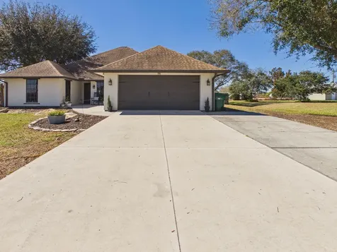755 Sw 85th Avenue Okeechobee FL 34974