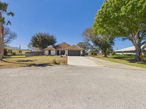 755 Sw 85th Avenue Okeechobee FL 34974