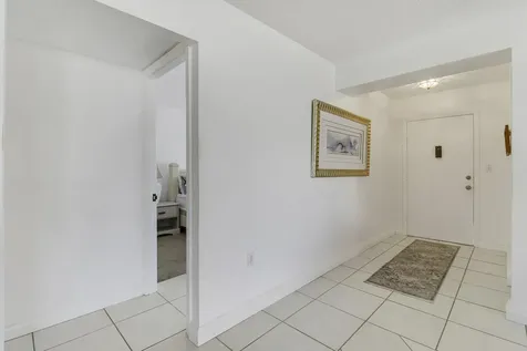 7 Greenway Village Royal Palm Beach FL 33411
