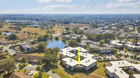 7 Greenway Village Royal Palm Beach FL 33411