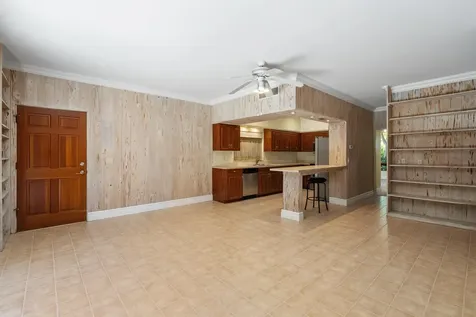 122 Andrews Avenue Delray Beach FL 33483
