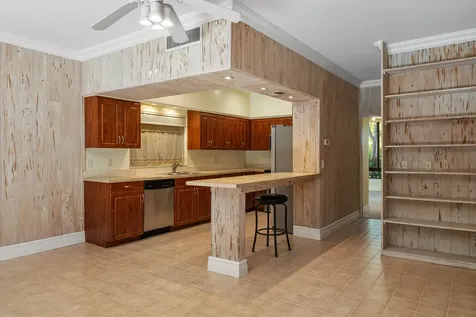 122 Andrews Avenue Delray Beach FL 33483