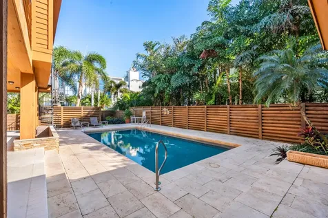 122 Andrews Avenue Delray Beach FL 33483