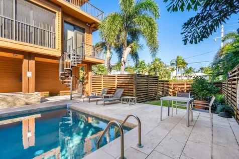 122 Andrews Avenue Delray Beach FL 33483