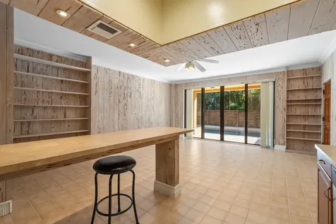 122 Andrews Avenue Delray Beach FL 33483