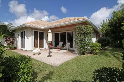 2771 Twin Oaks Way Wellington FL 33414