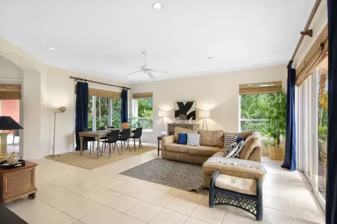 2771 Twin Oaks Way Wellington FL 33414