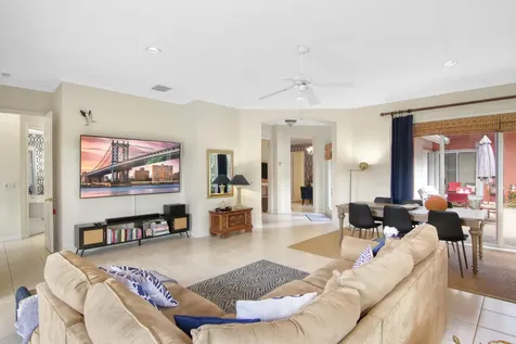 2771 Twin Oaks Way Wellington FL 33414