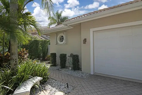 2771 Twin Oaks Way Wellington FL 33414
