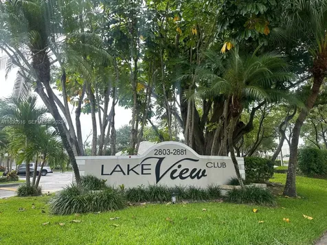 2831 N Oakland Forest Drive Oakland Park FL 33309