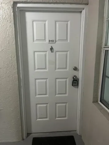 2831 N Oakland Forest Drive Oakland Park FL 33309