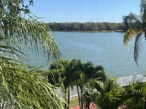 2831 N Oakland Forest Drive Oakland Park FL 33309
