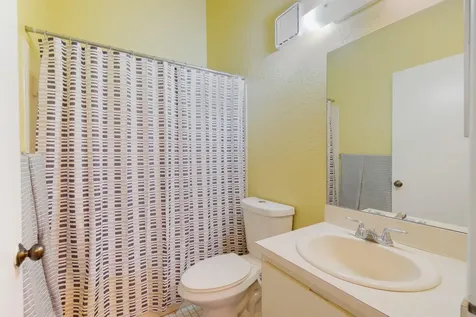 3096 S Oakland Forest Drive Oakland Park FL 33309