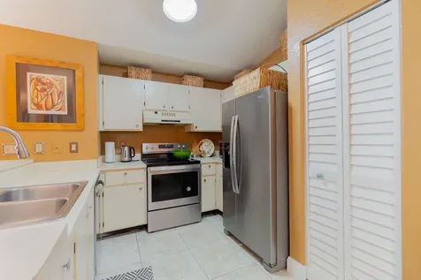 3096 S Oakland Forest Drive Oakland Park FL 33309