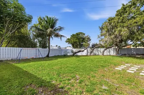 901 Sw 111th Way Davie FL 33324