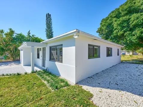 328 Sw 11th Avenue Delray Beach FL 33444
