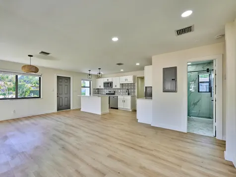 328 Sw 11th Avenue Delray Beach FL 33444