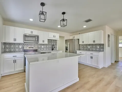 328 Sw 11th Avenue Delray Beach FL 33444