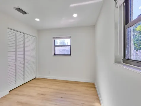 328 Sw 11th Avenue Delray Beach FL 33444